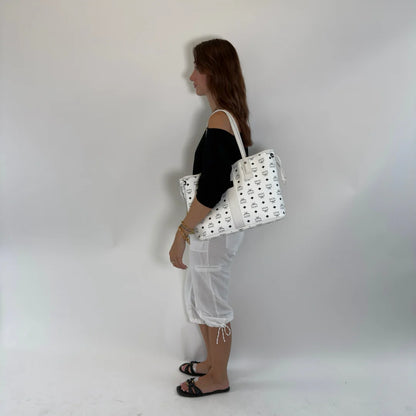 https://cdn.shopify.com/s/files/1/0564/9376/8855/files/IMG_9098_9f5a7afe-4372-4853-90a6-f02352a597f4.webp?v=1782313119