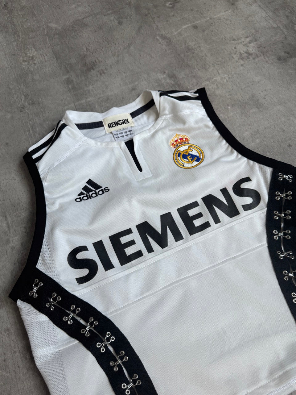 VT Rework: 2005/2006 Real Madrid Clasp Tank Top