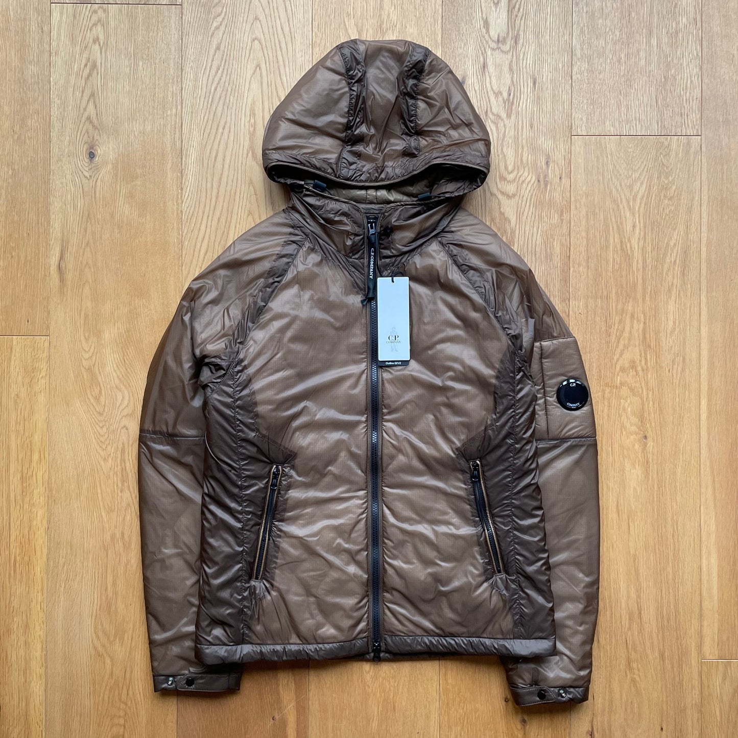 C.P. Company Outline Jacket in Cumin (RRP ¬£625) | Small, Cumin