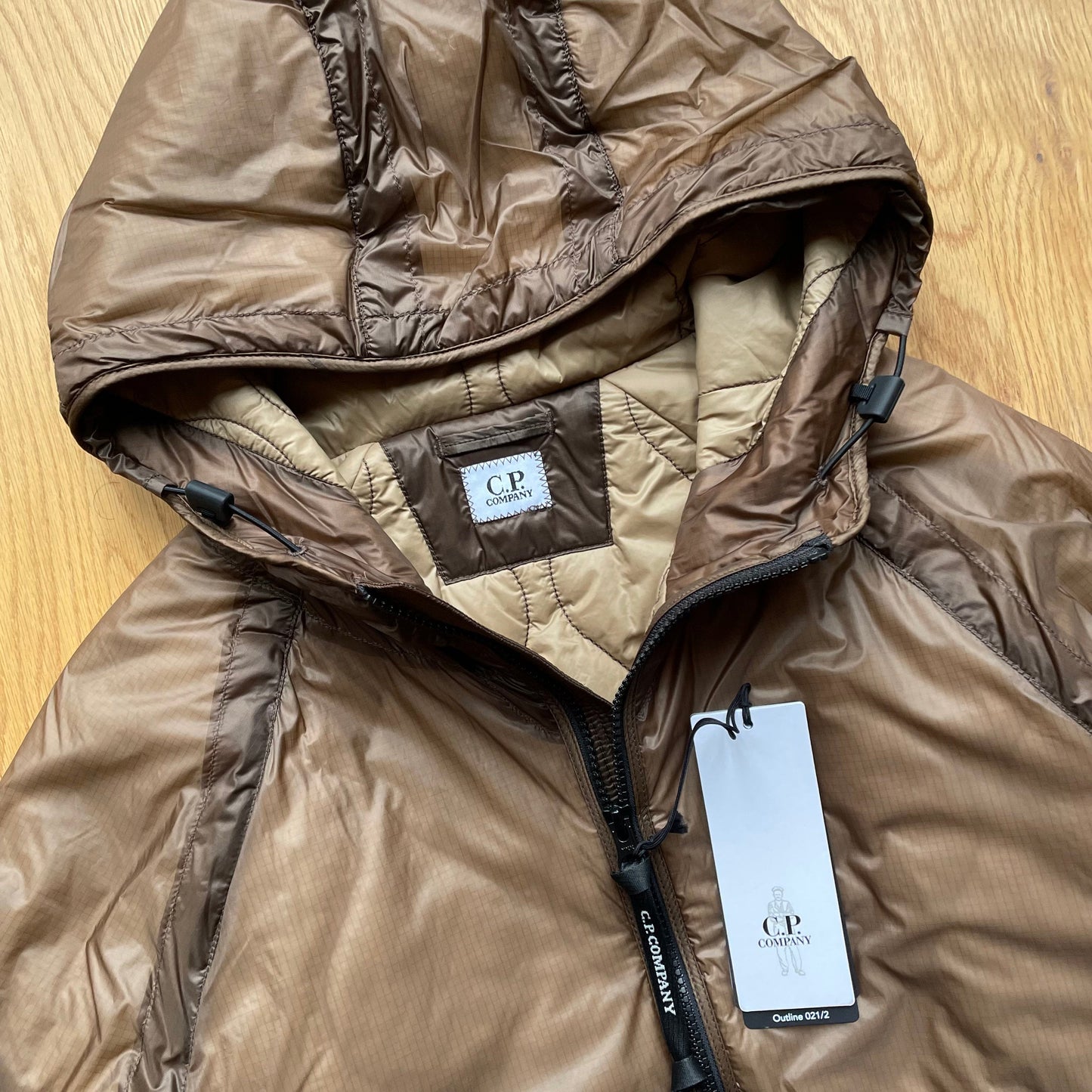 C.P. Company Outline Jacket in Cumin (RRP ¬£625) | Small, Cumin