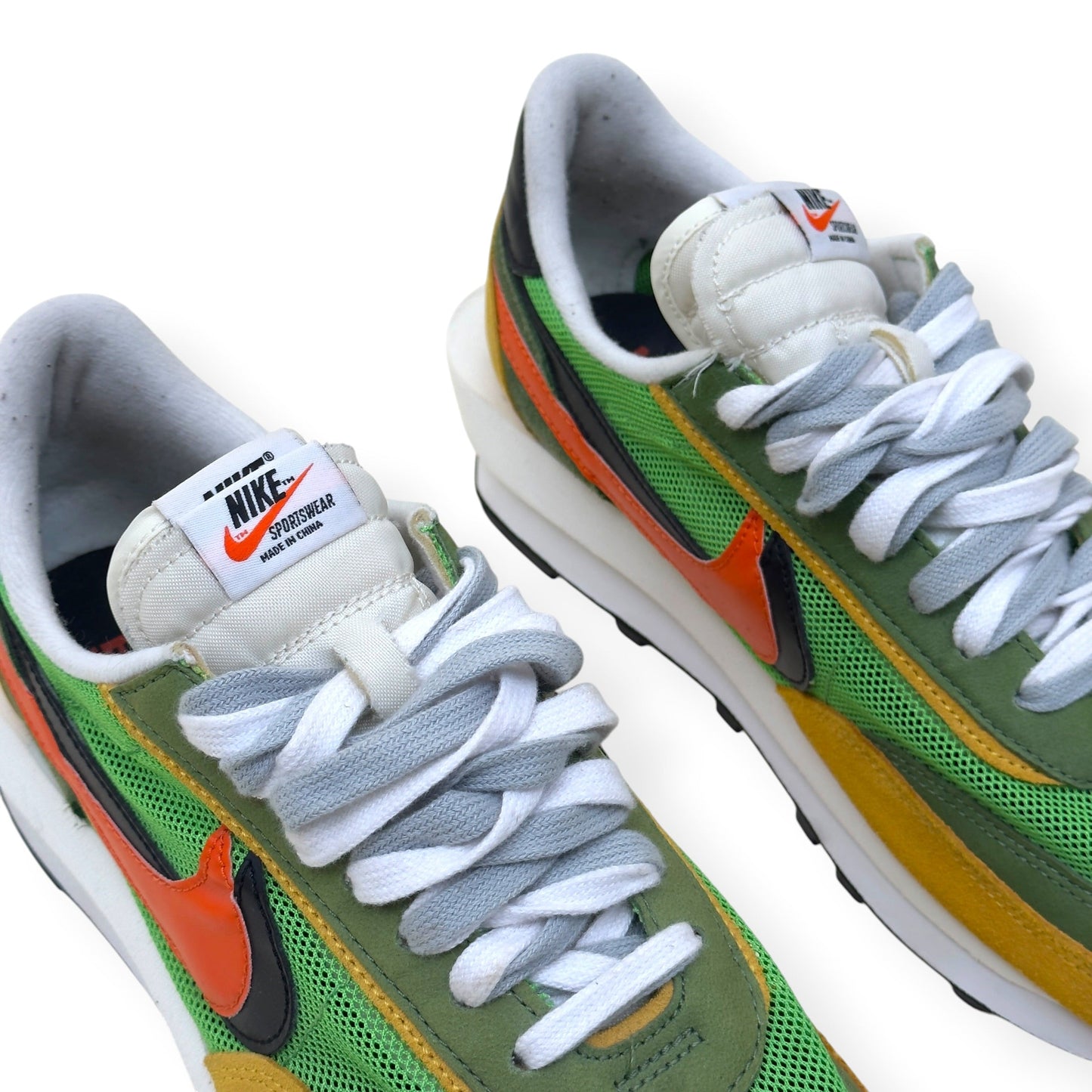 NIKE X SACAI LDWAFFLE SNEAKER GREEN GUSTO UK10.5 | UK 10.5, Green