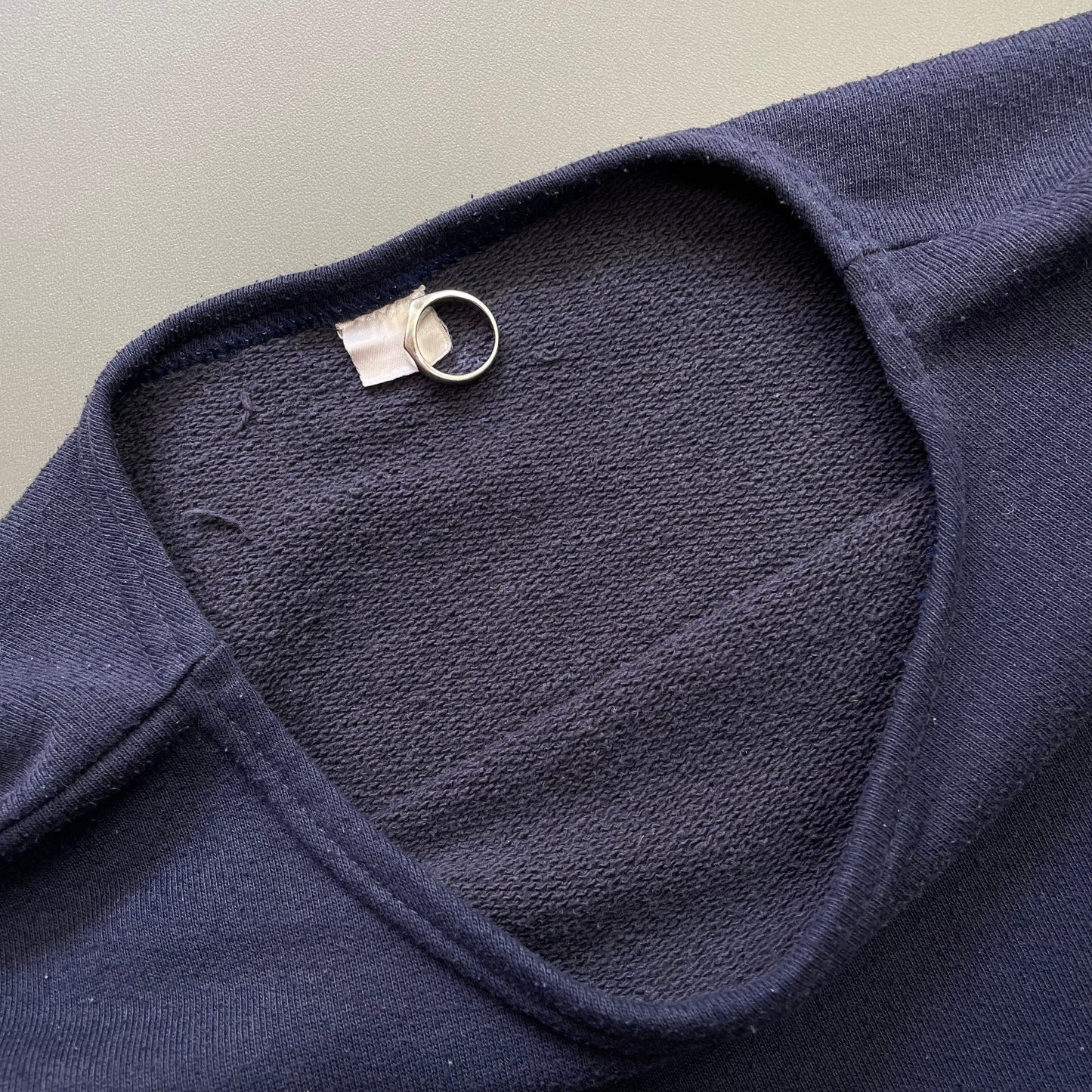 Vintage Navy 90s/00s Sweatshirt | Large, Navy