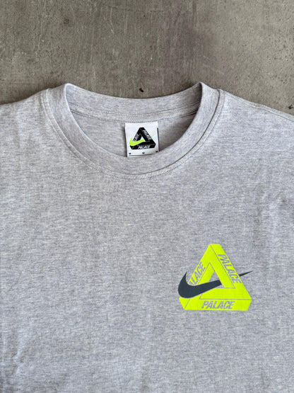PALACE NIKE TRI SWOOSH T-SHIRT GREY MARL