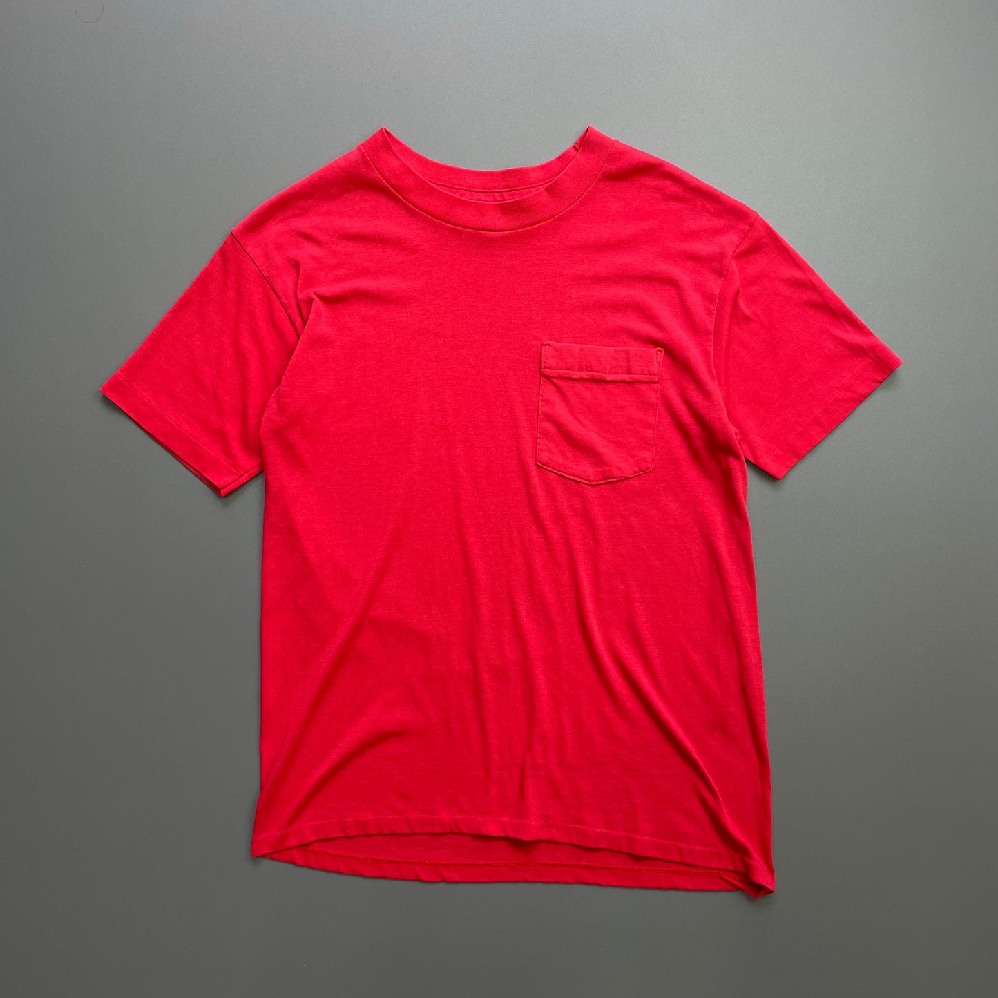 Vintage Red 80s US Pocket T-Shirt | Medium, Red