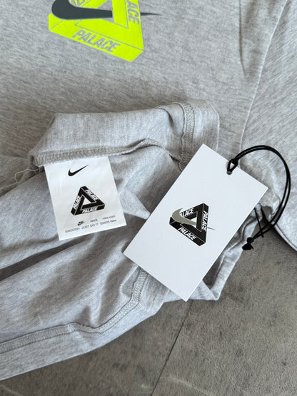 PALACE NIKE TRI SWOOSH T-SHIRT GREY MARL