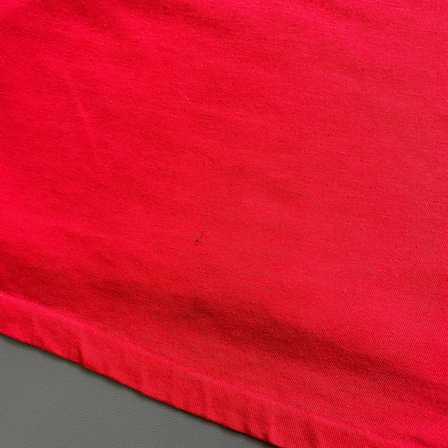 Vintage Red 80s US Pocket T-Shirt | Medium, Red
