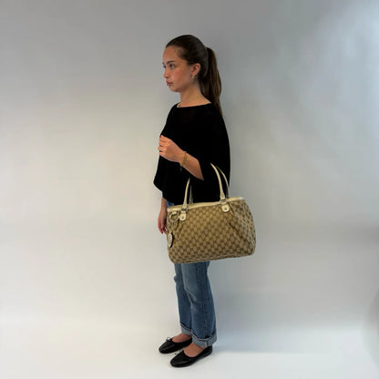 https://cdn.shopify.com/s/files/1/0564/9376/8855/files/IMG_9672_0eb44c95-8611-41e9-917c-2cfd400c4d1d.webp?v=1782908321