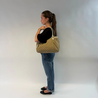 https://cdn.shopify.com/s/files/1/0564/9376/8855/files/IMG_9673_3193036f-4a85-4aa4-bb3b-6af461f23d1e.webp?v=1782908321