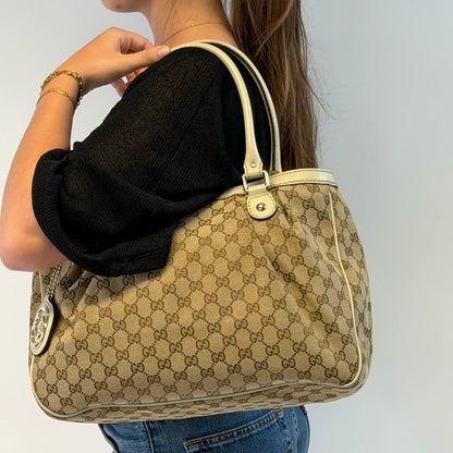 https://cdn.shopify.com/s/files/1/0564/9376/8855/files/IMG_9674_fa3ac300-0d28-477b-96d7-51aad68c2e26.webp?v=1782908322