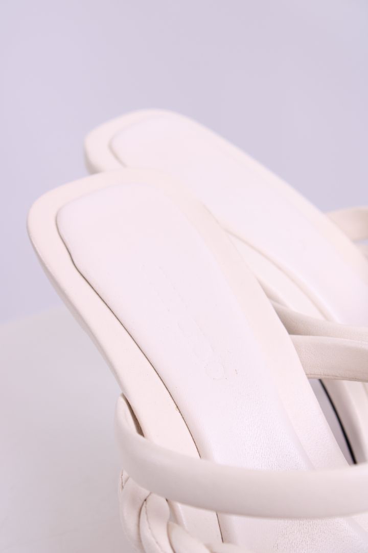 Jimmy Choo Diosa Twist Heels White 39.5 | O/S, White