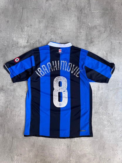 2006/2007 Inter Milan x Nike "Ibrahimovic 8" Home Football Shirt
