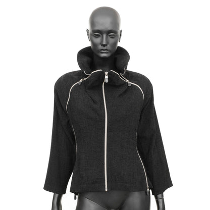 https://images.squarespace-cdn.com/content/v1/673cad159307f210013ba2f7/17026652-833a-4530-b196-6b08c133c145/IsseyMiyake_FW1991_TranformableZipperFunnelNeckJacket_3.jpg