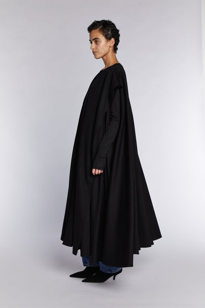 https://images.squarespace-cdn.com/content/v1/647deca2e9dd1d6177bd43cb/3b1f4471-9e8c-429a-a50c-8d65696b88aa/JLSBLKCAPECT_+3-2.jpg