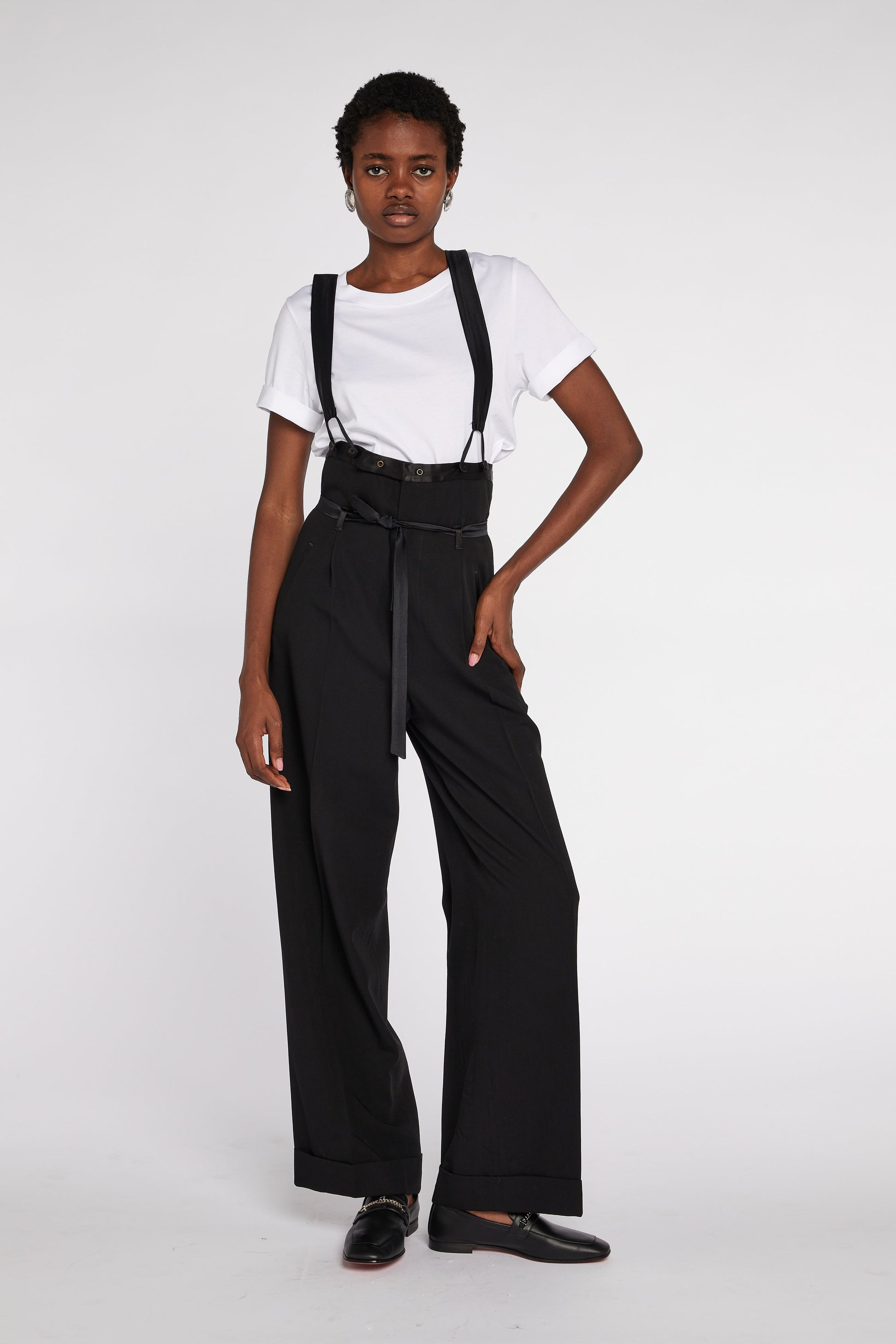 https://images.squarespace-cdn.com/content/v1/647deca2e9dd1d6177bd43cb/149f0927-0bd3-4fdf-a2cc-cba38a9a4184/JPGTROUSERS_+1-2.jpg