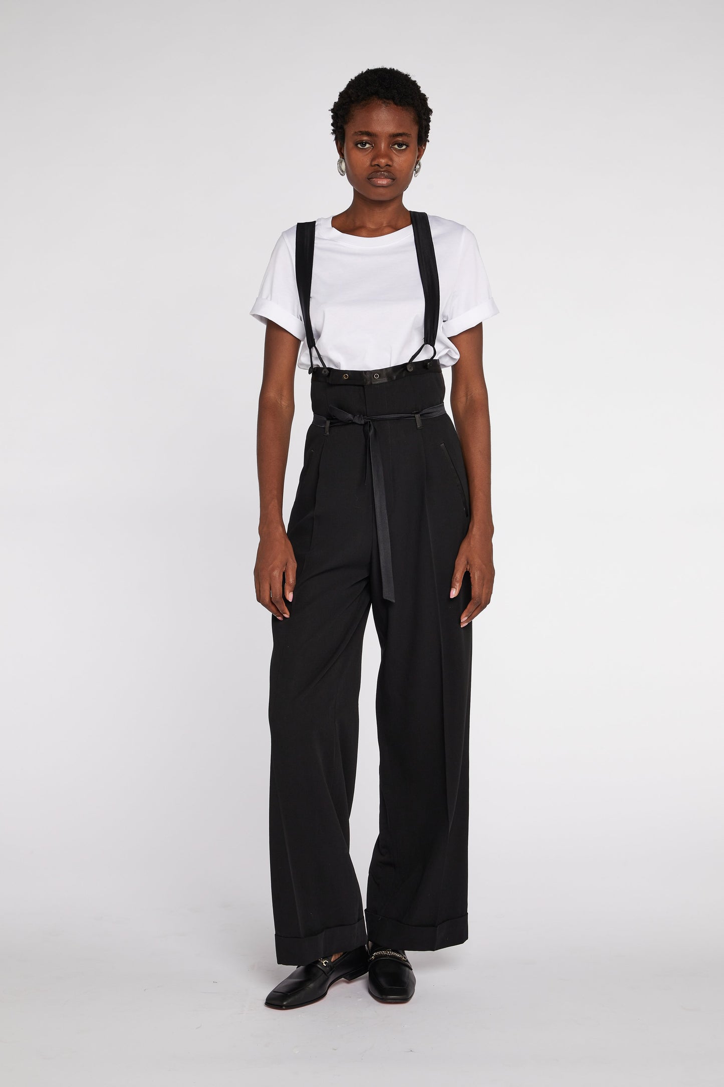 https://images.squarespace-cdn.com/content/v1/647deca2e9dd1d6177bd43cb/bc455ea2-3538-4477-bfdb-440489f597bb/JPGTROUSERS_+2-2.jpg