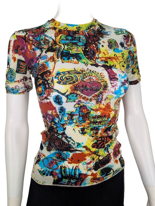 https://cdn.shopify.com/s/files/1/0900/2729/5066/files/Jean_Paul_Gaultier_Basquiat_Print_Top_Mannequin.jpg?v=1768420822