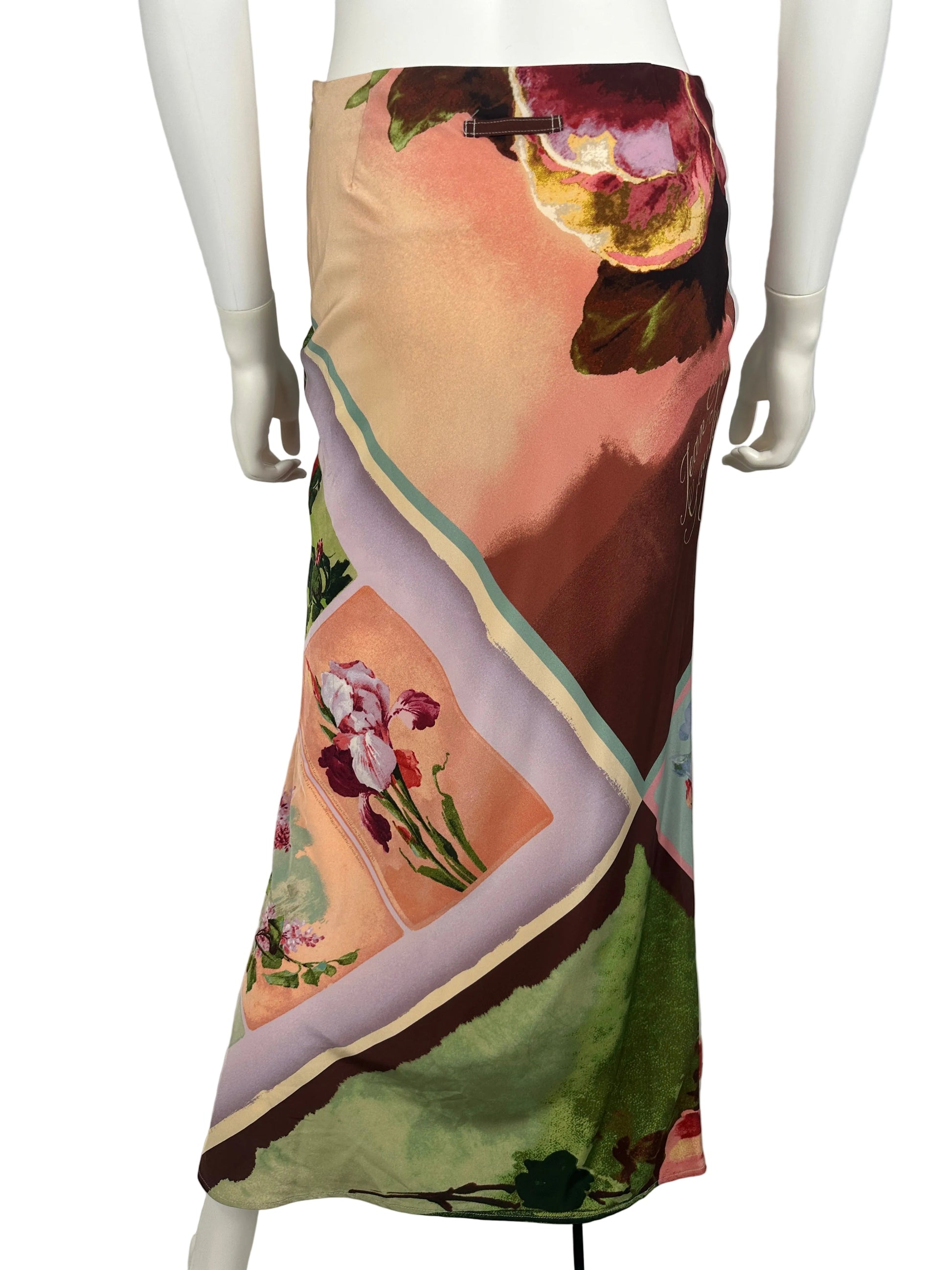 https://cdn.shopify.com/s/files/1/0900/2729/5066/files/Jean_Paul_Gaultier_Floral_Scarf_Print_Skirt_Back.jpg?v=1774451174