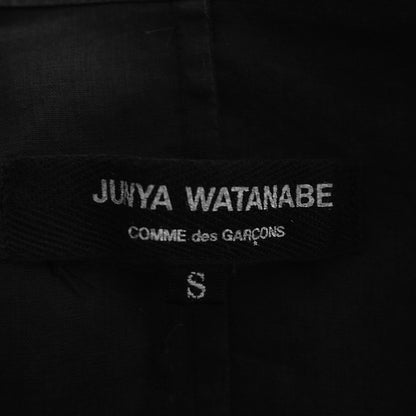 https://images.squarespace-cdn.com/content/v1/673cad159307f210013ba2f7/44810f6f-4c94-43ed-a9b6-5102a58f1660/JunyaWatanabe_Spring2005_BlackLinenCinchedShirt_6.jpg