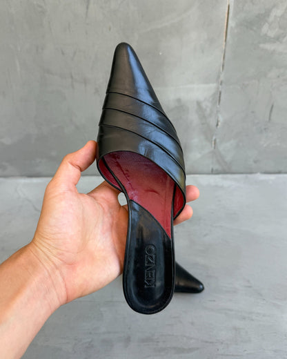 Kenzo Black Leather Kitten Heel Mule – EU 36.5-on a concrete background
