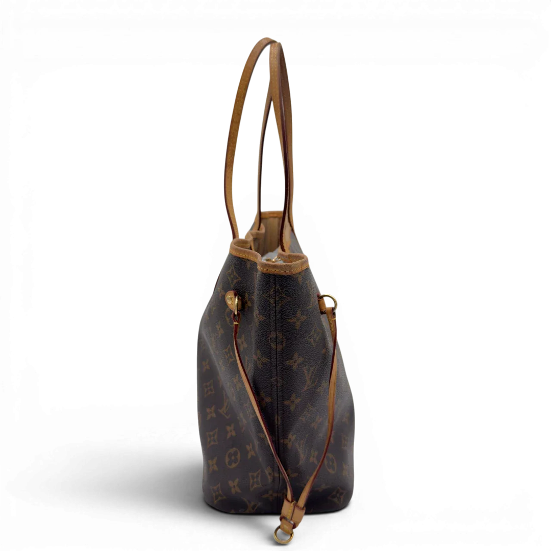 https://cdn.shopify.com/s/files/1/0564/9376/8855/files/LouisVuittonShopperNeverfullMMmonogrambraun8475.webp?v=1780486464