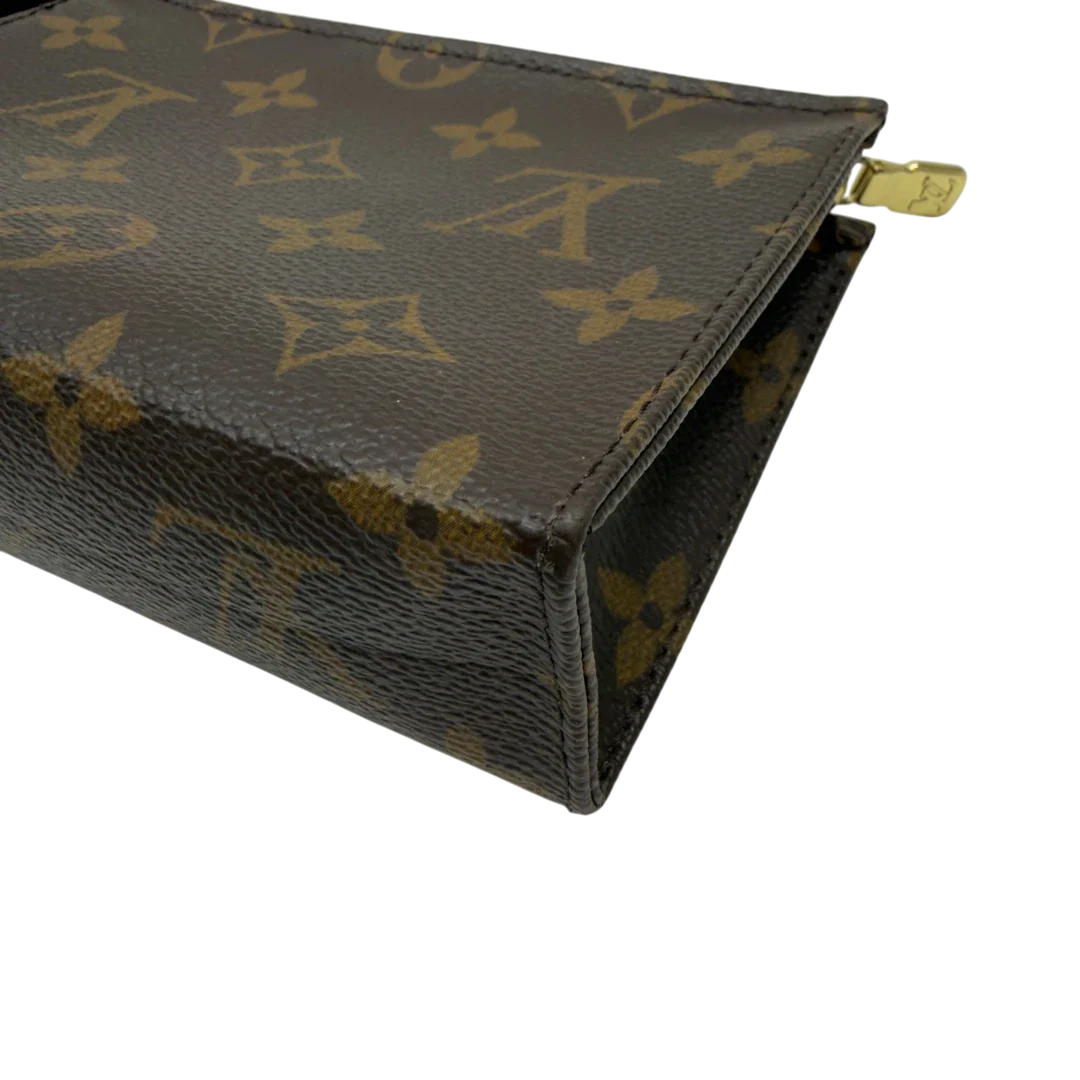 https://cdn.shopify.com/s/files/1/0564/9376/8855/files/Louis_Vuitton_Clutch_Pouch_Toilette_monogram_braun_9.webp?v=1783511120