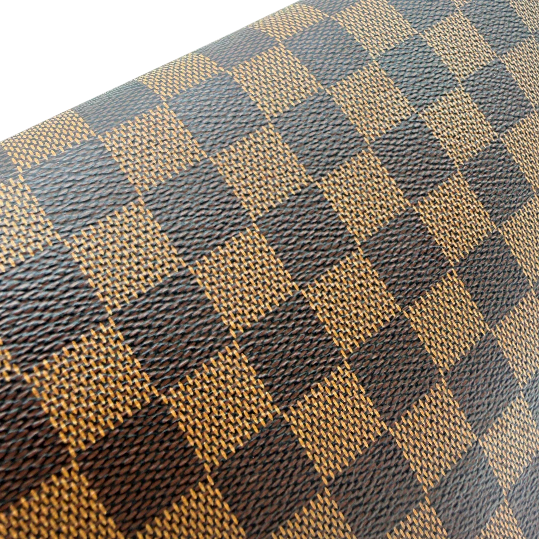 https://cdn.shopify.com/s/files/1/0564/9376/8855/files/Louis_Vuitton_Clutch_Saint_Louis_Damier_Ebene_braun_12.webp?v=1781714298