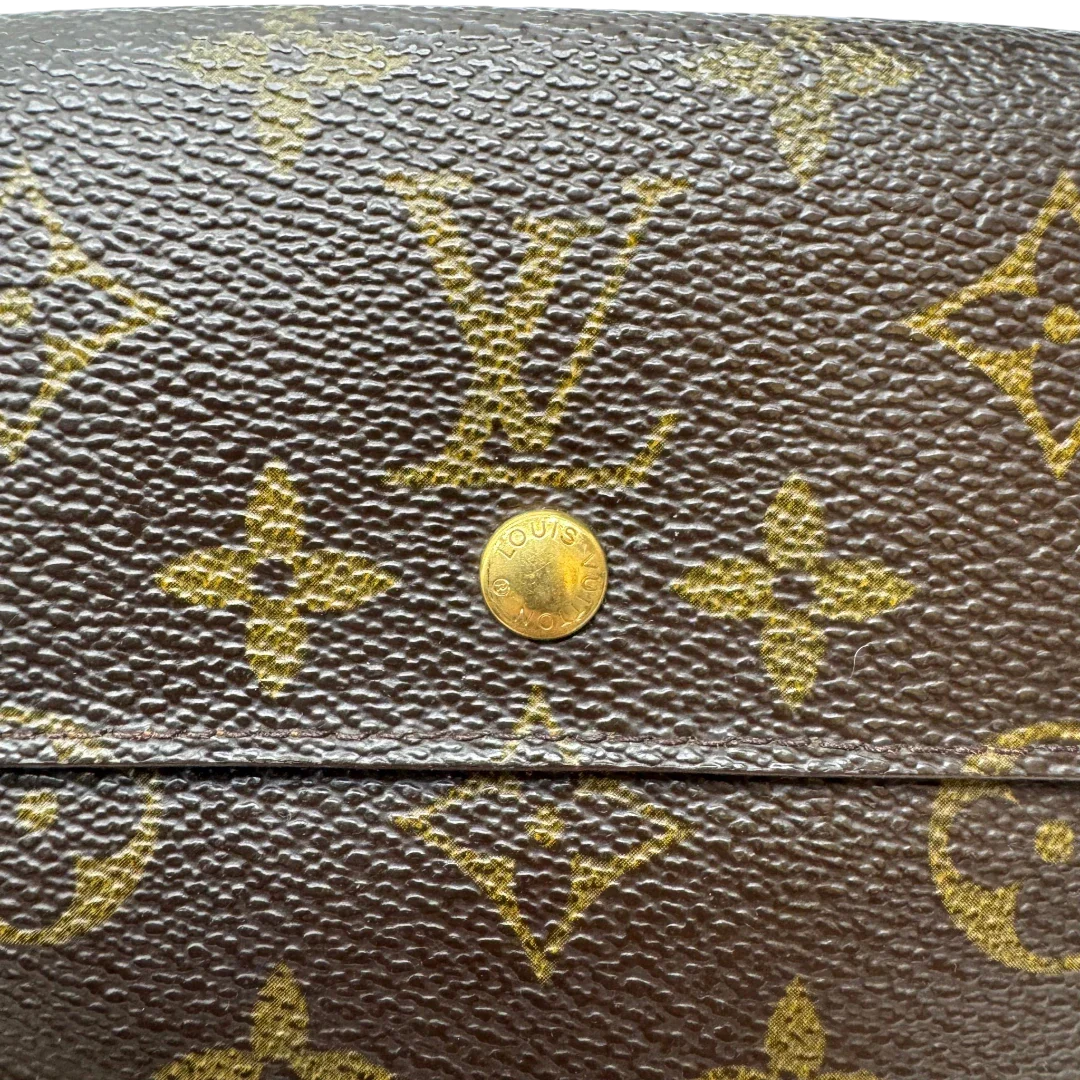https://cdn.shopify.com/s/files/1/0564/9376/8855/files/Louis_Vuitton_Geldbeutel_Elise_monogram_braun_5.webp?v=1784241425