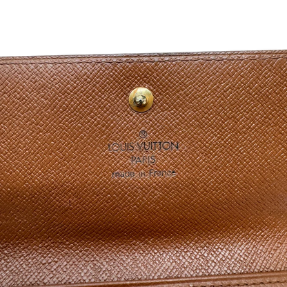 https://cdn.shopify.com/s/files/1/0564/9376/8855/files/Louis_Vuitton_Geldbeutel_Elise_monogram_braun_9.webp?v=1784241425