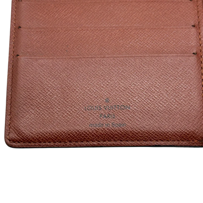 https://cdn.shopify.com/s/files/1/0564/9376/8855/files/Louis_Vuitton_Geldbeutel_Marco_monogram_braun_18.webp?v=1784243394