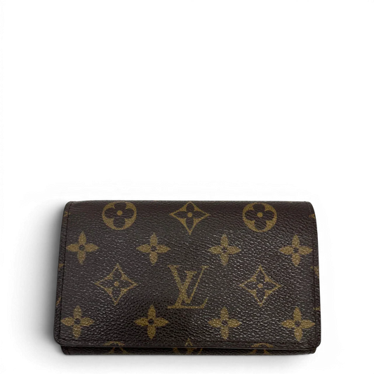 https://cdn.shopify.com/s/files/1/0564/9376/8855/files/Louis_Vuitton_Geldbeutel_Portefeuille_Tresor_monogram_braun_1_b9ab4c9b-57a8-4736-a68a-43994b252535.webp?v=1784270561