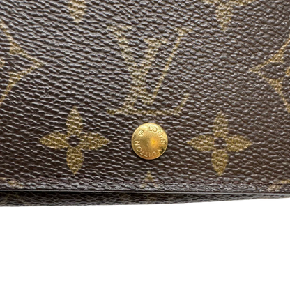 https://cdn.shopify.com/s/files/1/0564/9376/8855/files/Louis_Vuitton_Geldbeutel_Portefeuille_Tresor_monogram_braun_5.webp?v=1783512659