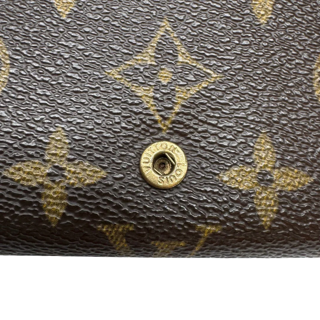 https://cdn.shopify.com/s/files/1/0564/9376/8855/files/Louis_Vuitton_Geldbeutel_Portefeuille_Tresor_monogram_braun_5_1f6826c7-321b-4096-8f1a-4d57e31c038e.webp?v=1784270562