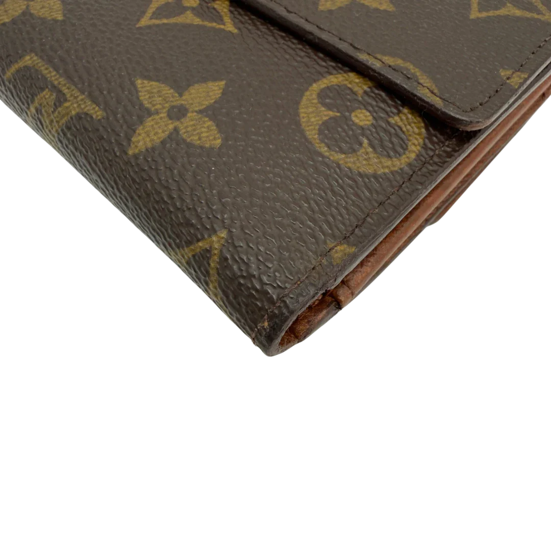 https://cdn.shopify.com/s/files/1/0564/9376/8855/files/Louis_Vuitton_Geldbeutel_Portefeuille_Tresor_monogram_braun_vintage_LV8600.webp?v=1781083966