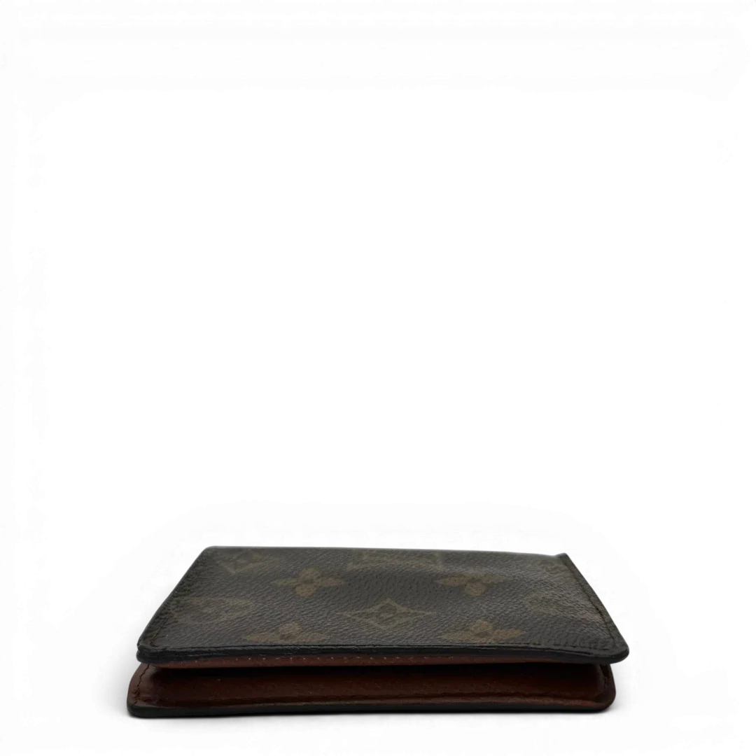 https://cdn.shopify.com/s/files/1/0564/9376/8855/files/Louis_Vuitton_Geldbeutel_Portefeuille_monogram_braun_vintage_LV7758.webp?v=1780487841
