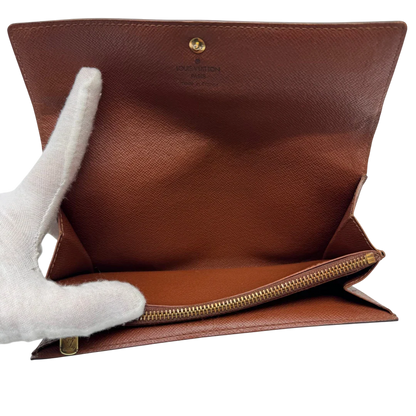 https://cdn.shopify.com/s/files/1/0564/9376/8855/files/Louis_Vuitton_Geldbeutel_Sarah_monogram_braun_11_d5c1064c-c3d9-4ce1-ab46-b2568fbd50f9.webp?v=1784243083