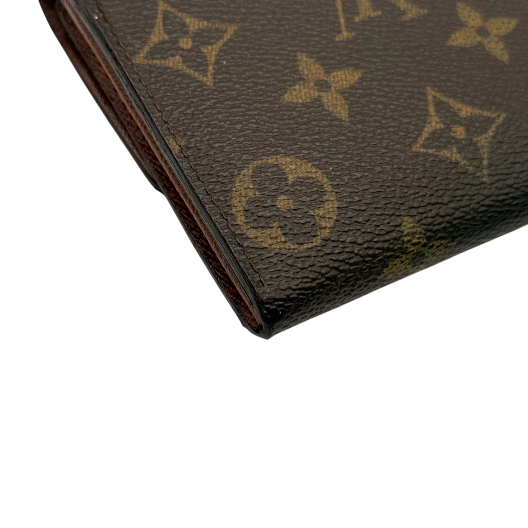 https://cdn.shopify.com/s/files/1/0564/9376/8855/files/Louis_Vuitton_Geldbeutel_Sarah_monogram_braun_8_e800a95b-fe63-4710-9928-4b330772a055.webp?v=1784270404