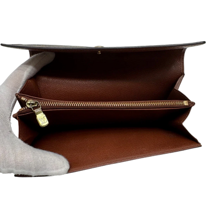 https://cdn.shopify.com/s/files/1/0564/9376/8855/files/Louis_Vuitton_Geldbeutel_Sarah_monogram_braun_9.webp?v=1784241821