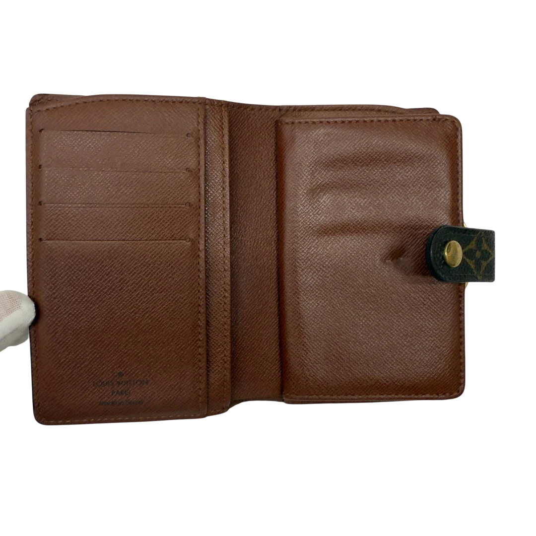https://cdn.shopify.com/s/files/1/0564/9376/8855/files/Louis_Vuitton_Geldbeutel_Viennois_monogram_braun_13.webp?v=1782983625