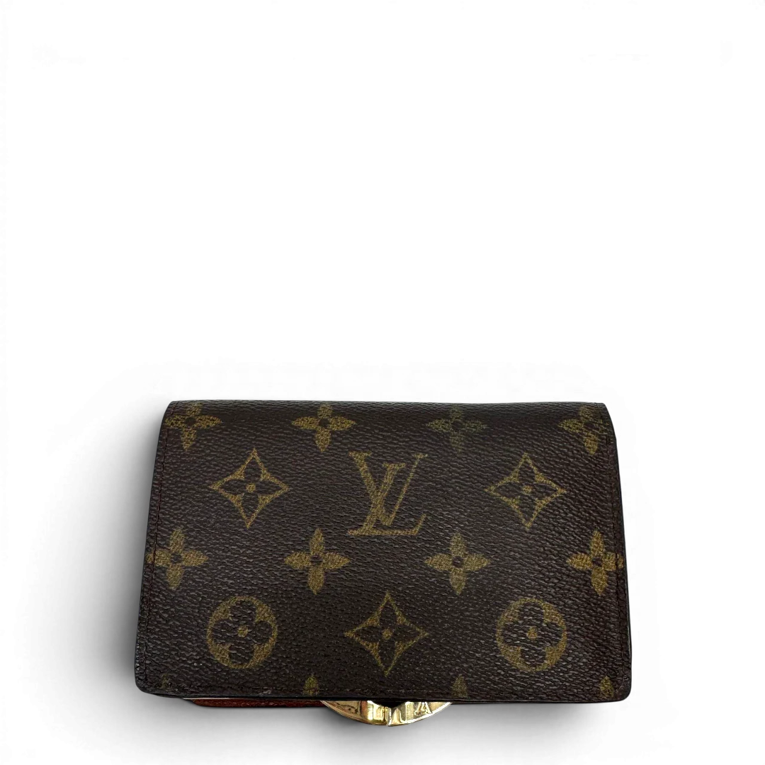https://cdn.shopify.com/s/files/1/0564/9376/8855/files/Louis_Vuitton_Geldbeutel_Viennois_monogram_braun_2_8a879b17-bf4e-4c62-91be-1c44e4aa5d30.webp?v=1784243879