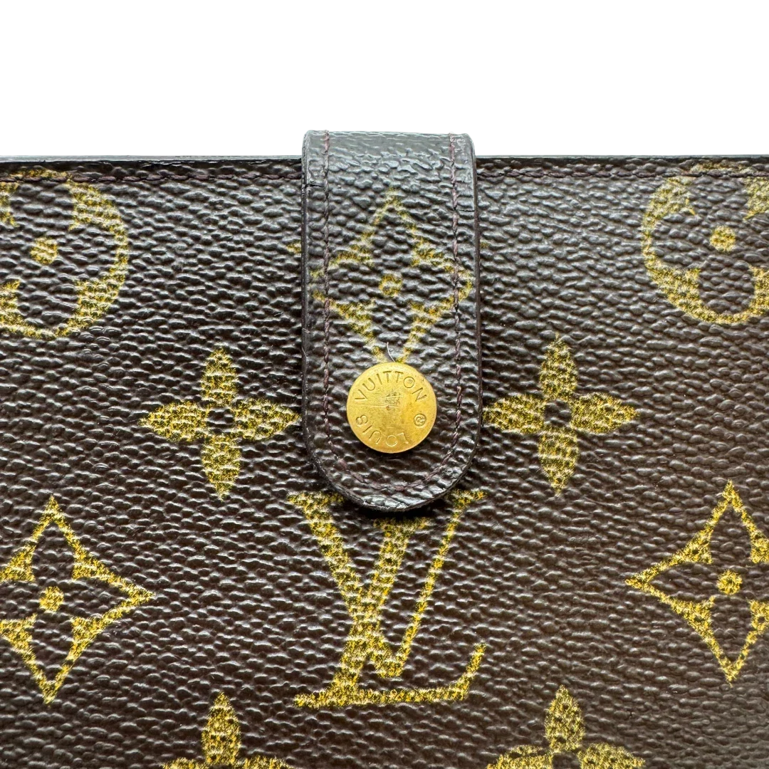https://cdn.shopify.com/s/files/1/0564/9376/8855/files/Louis_Vuitton_Geldbeutel_Viennois_monogram_braun_5_2bbb0920-9493-42c0-8c5a-53e625194e06.webp?v=1784243879