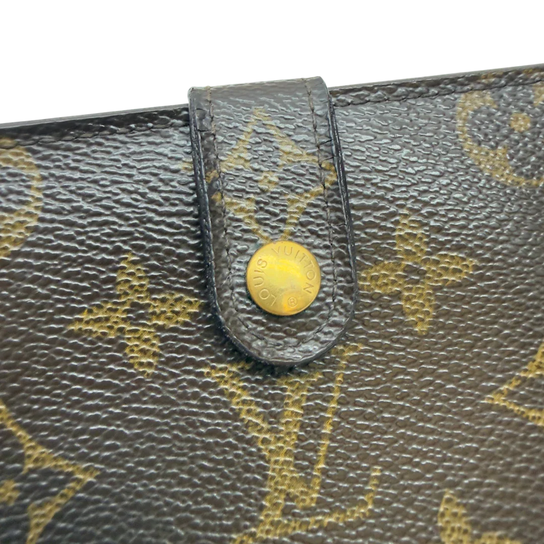 https://cdn.shopify.com/s/files/1/0564/9376/8855/files/Louis_Vuitton_Geldbeutel_Viennois_monogram_braun_8_4b0461dc-497b-4078-bed2-3d3b2d5588f8.webp?v=1782983794