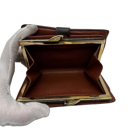 https://cdn.shopify.com/s/files/1/0564/9376/8855/files/Louis_Vuitton_Geldbeutel_Viennois_monogram_braun_8_b0dc14af-748b-4b8e-bf23-6040a72736d9.webp?v=1784243879