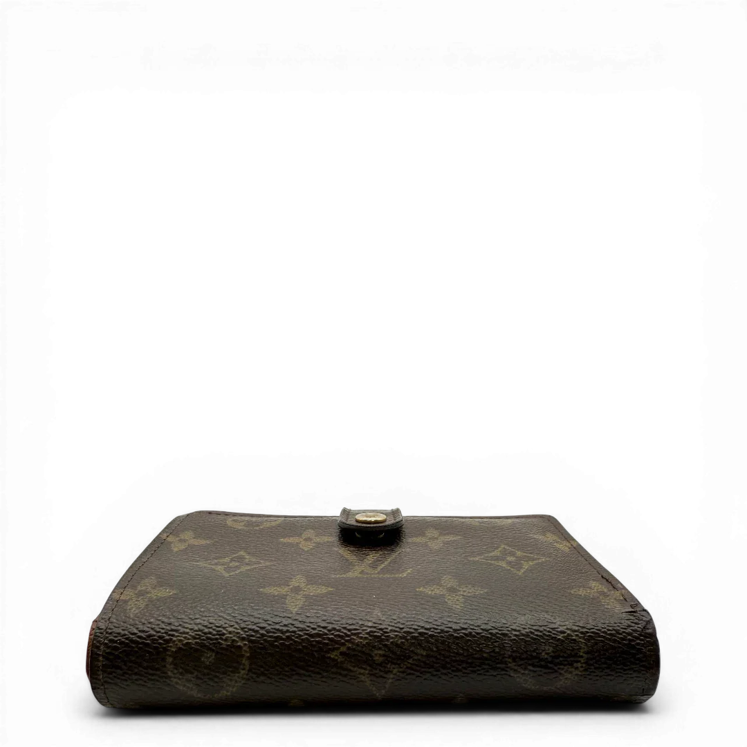https://cdn.shopify.com/s/files/1/0564/9376/8855/files/Louis_Vuitton_Geldbeutel_Viennois_monogram_braun_vintage_LV4028.webp?v=1775728992