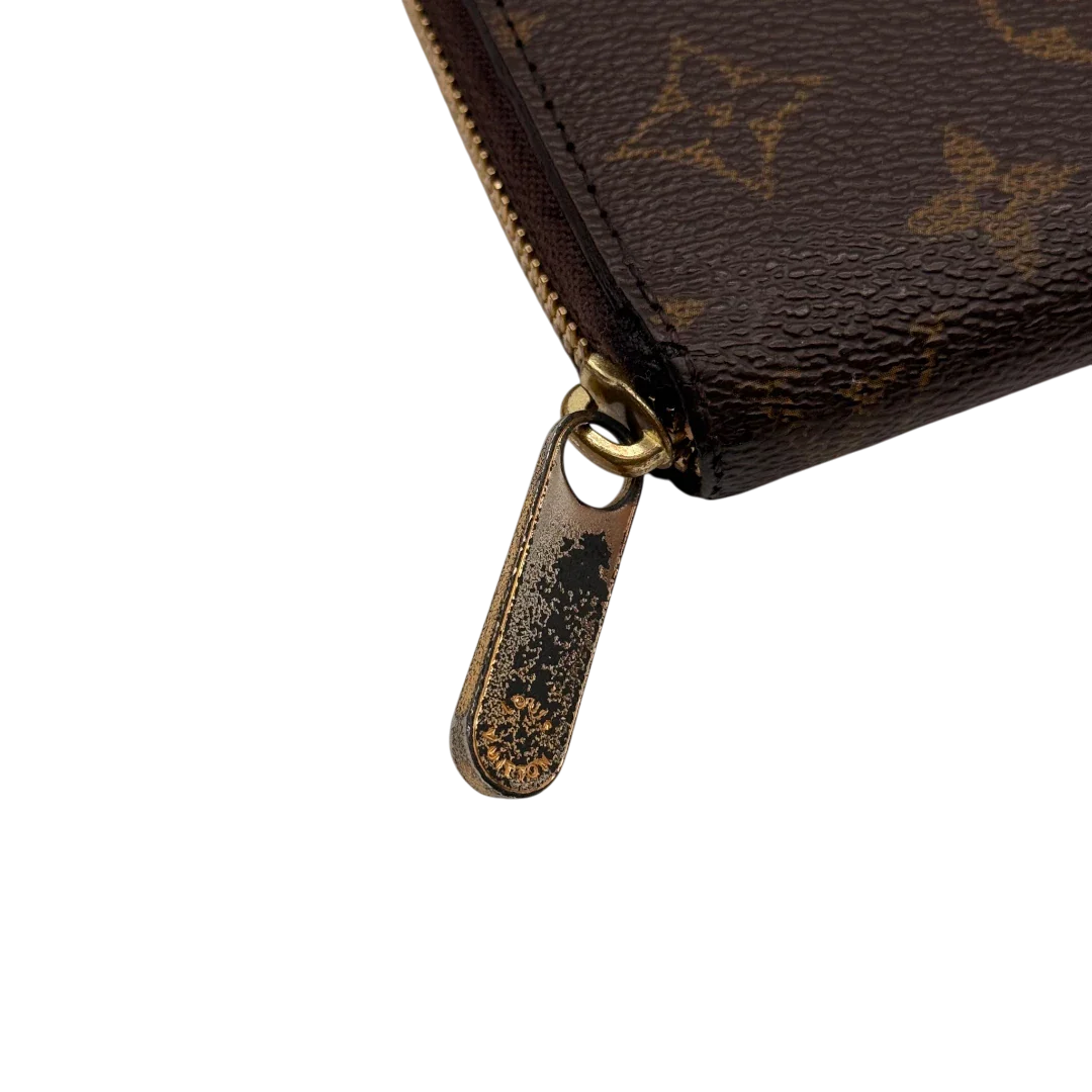 https://cdn.shopify.com/s/files/1/0564/9376/8855/files/Louis_Vuitton_Geldbeutel_Zippy_monogram_braun_12.webp?v=1784241675