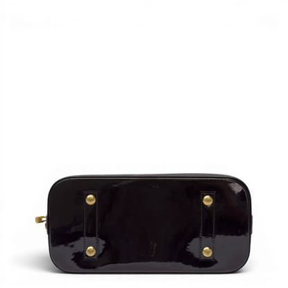 https://cdn.shopify.com/s/files/1/0564/9376/8855/files/Louis_Vuitton_Handtasche_Alma_PM_Vernis_monogram_dunkelrot_5.webp?v=1783516868