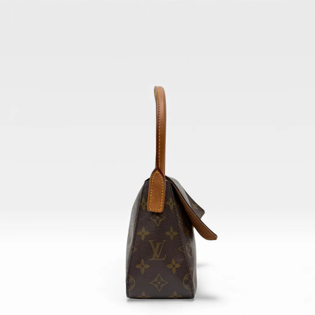 https://cdn.shopify.com/s/files/1/0564/9376/8855/files/Louis_Vuitton_Handtasche_Mini_Looping_monogram_braun_vintage_LV_handbag_5010.webp?v=1766066797