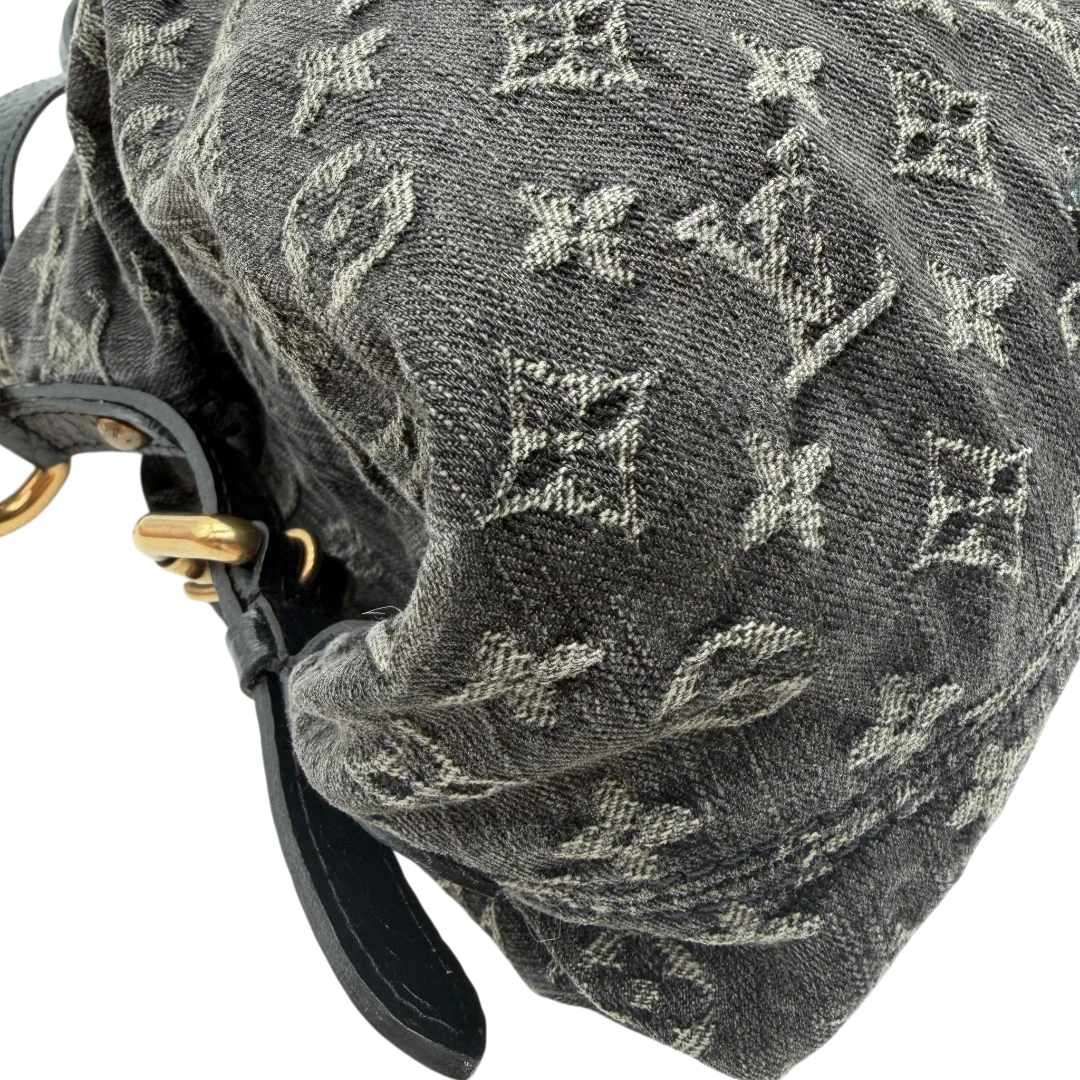https://cdn.shopify.com/s/files/1/0564/9376/8855/files/Louis_Vuitton_Handtasche_Neo_Cabby_MM_Denim_mit_Umhangegurt_monogram_schwarz_vintage_LV7299.webp?v=1779964487
