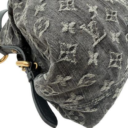 https://cdn.shopify.com/s/files/1/0564/9376/8855/files/Louis_Vuitton_Handtasche_Neo_Cabby_MM_Denim_mit_Umhangegurt_monogram_schwarz_vintage_LV7299.webp?v=1779964487