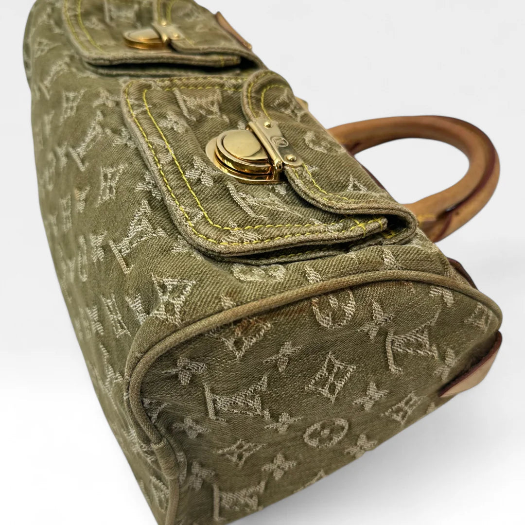 https://cdn.shopify.com/s/files/1/0564/9376/8855/files/Louis_Vuitton_Handtasche_Neo_Speedy_aus_Denimstoff_monogram_khaki_vintage_LV_handbag9913.webp?v=1761870821