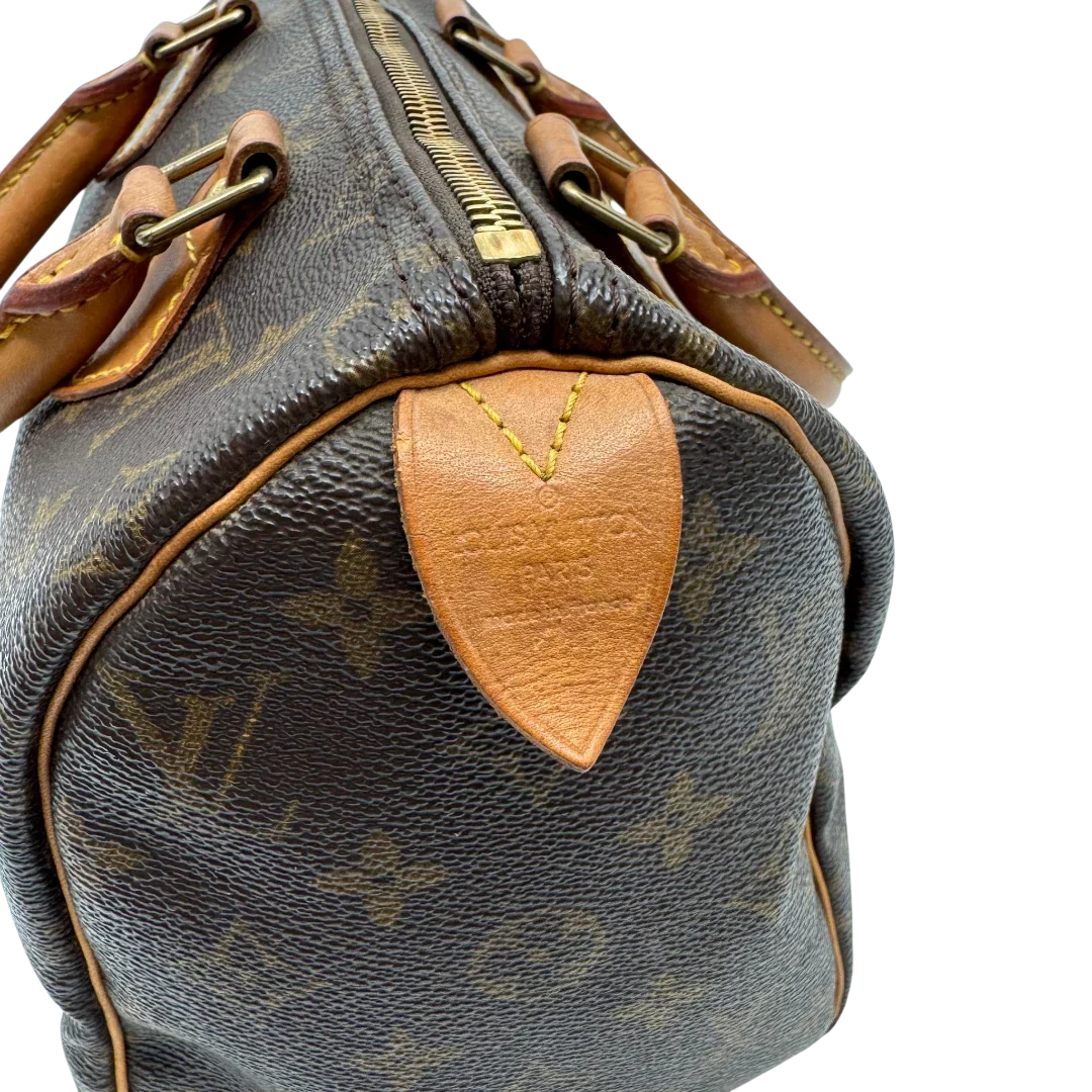https://cdn.shopify.com/s/files/1/0564/9376/8855/files/Louis_Vuitton_Handtasche_Speedy_25_monogram_braun_12.webp?v=1784245730